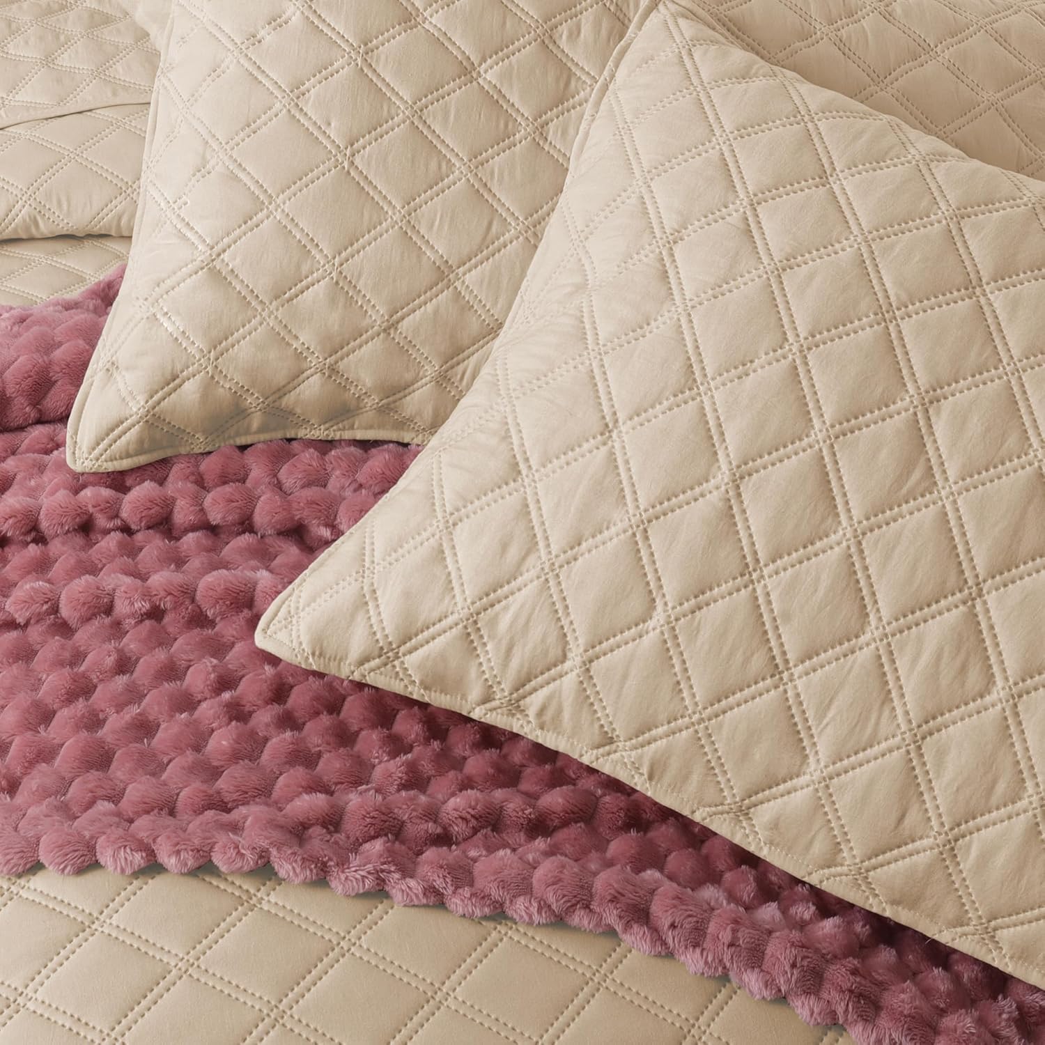 Exclusivo Mezcla Soft Quilt Set King Size 3 Pieces