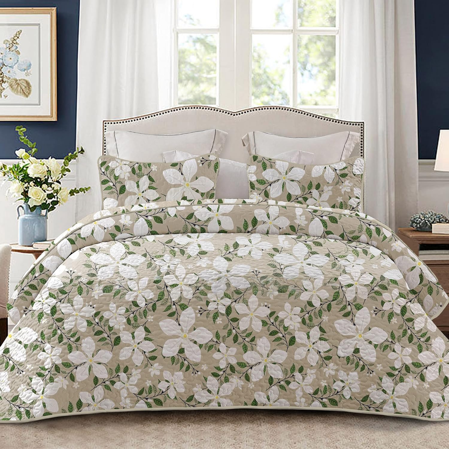 Whale Flotilla Reversible Floral Quilt Set Full Queen WhiteBone