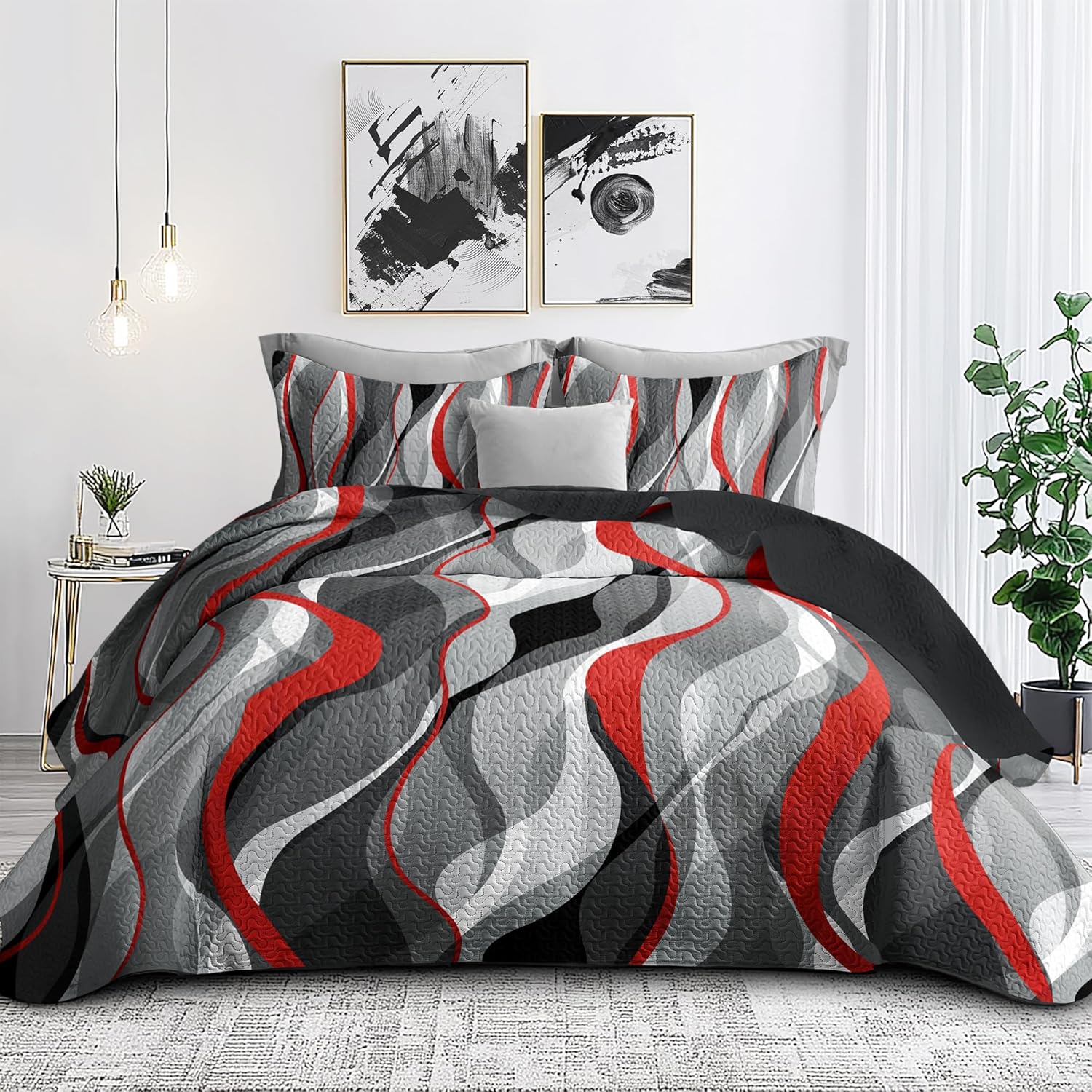 Classic Stripe Queen Quilt Set with 2 Shams
