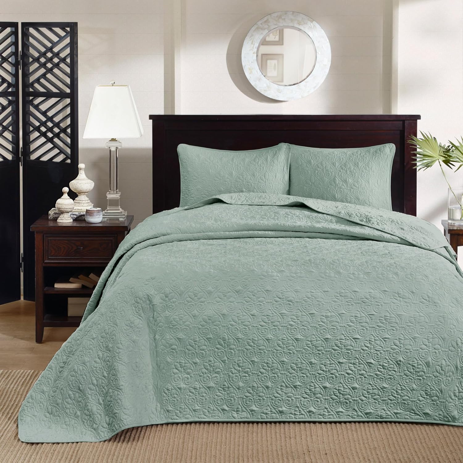 Madison Park Quebec Reversible Bedspread Set - Seafoam Damask