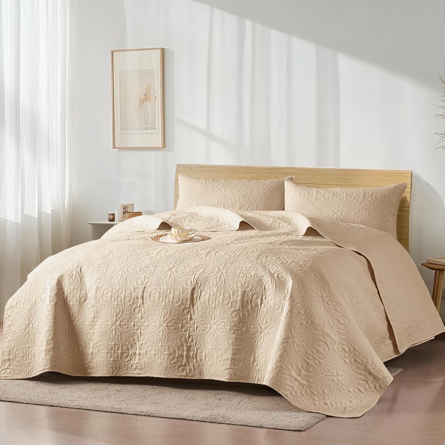 Akkialla Beige Quilt Bedding Set for All Seasons