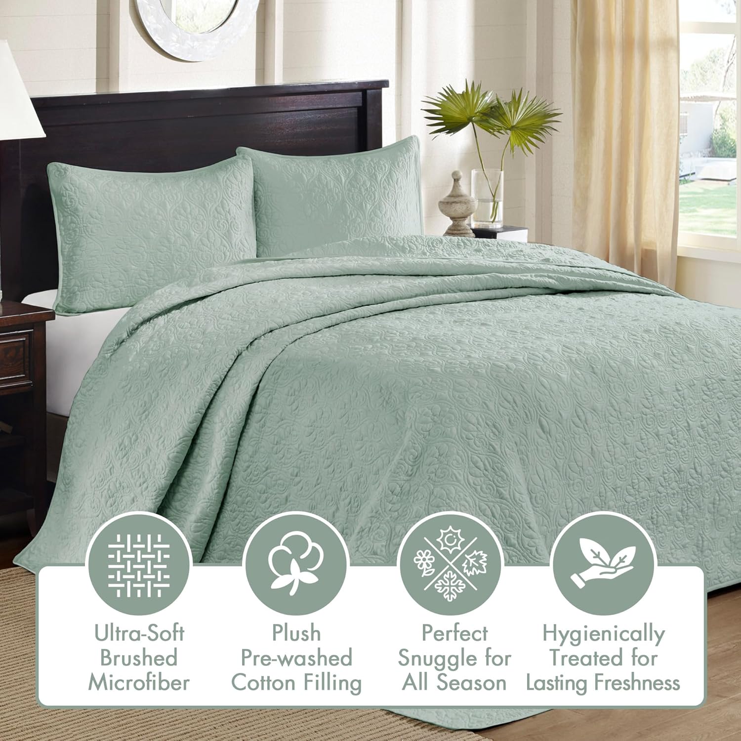 Madison Park Quebec Reversible Bedspread Set - Seafoam Damask