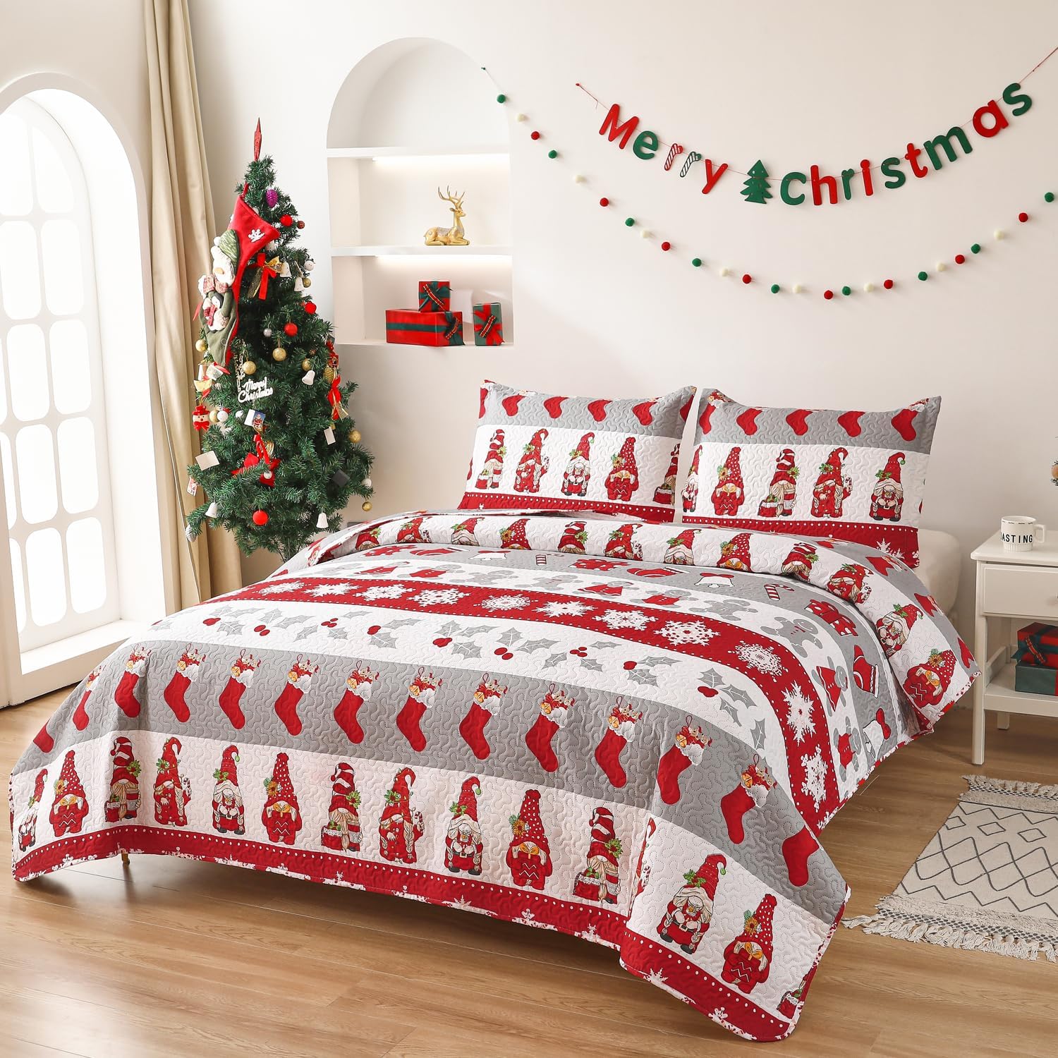 Smuge Christmas Bedspread Queen Size Quilt Set