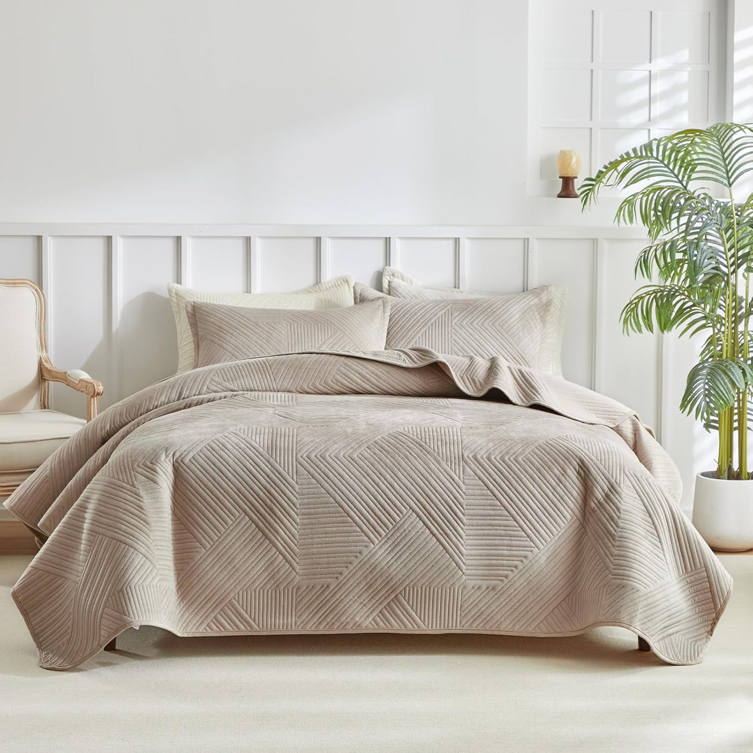 WARMDERN Velvet Quilt Set Queen Size