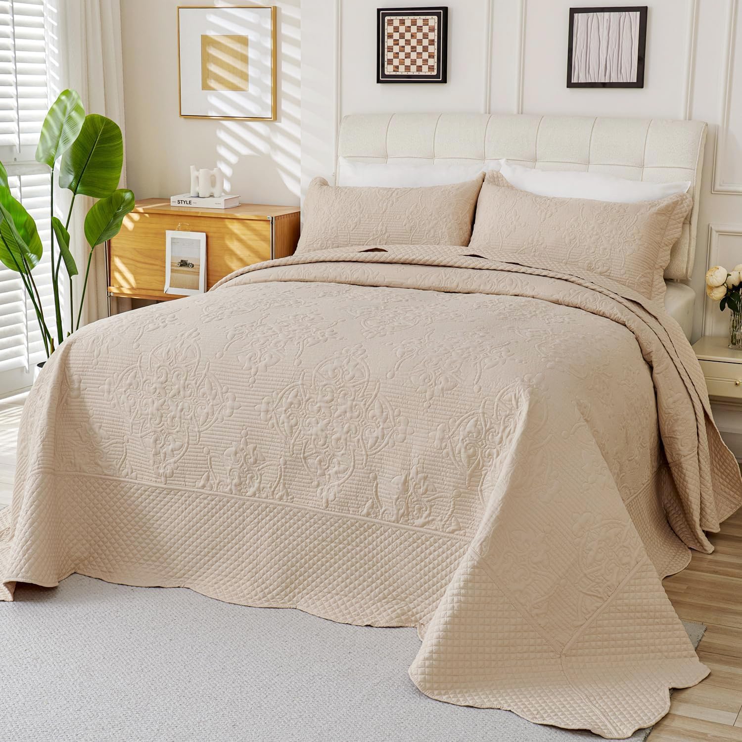 EVENHUG Quilt King Size Bedding Set with Pillow Shams