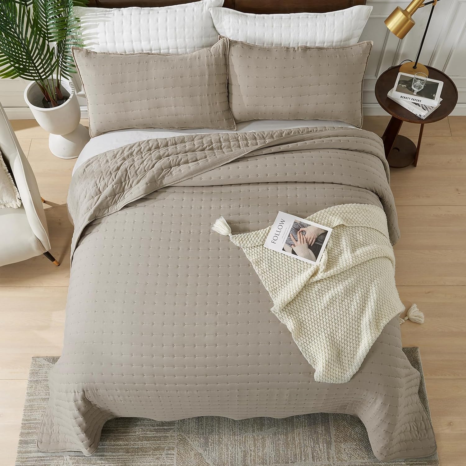 Suchbed Beige Cross-Stitch Quilt Set King Size 1