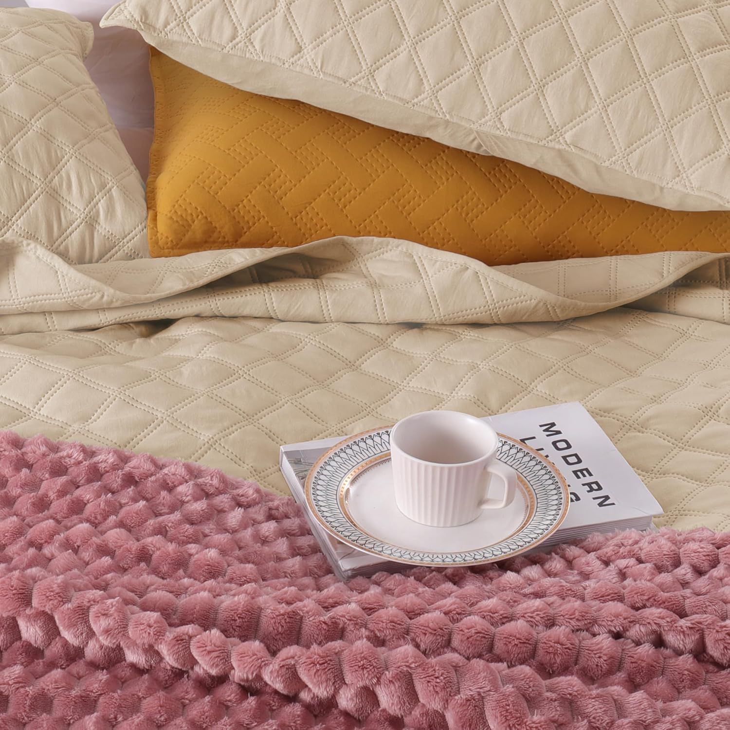 Exclusivo Mezcla Soft Quilt Set King Size 3 Pieces
