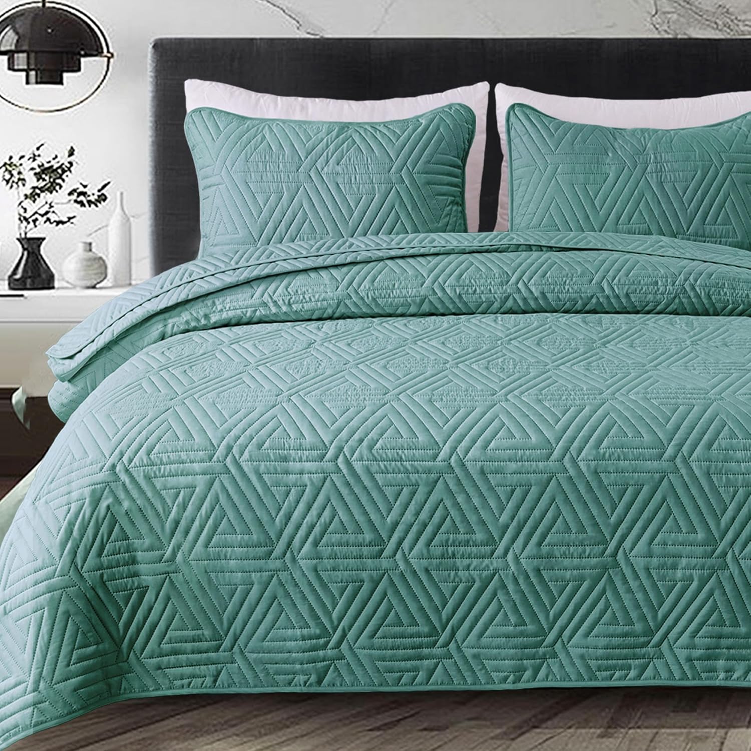 Whale Flotilla Turquoise Green Queen Quilt Set