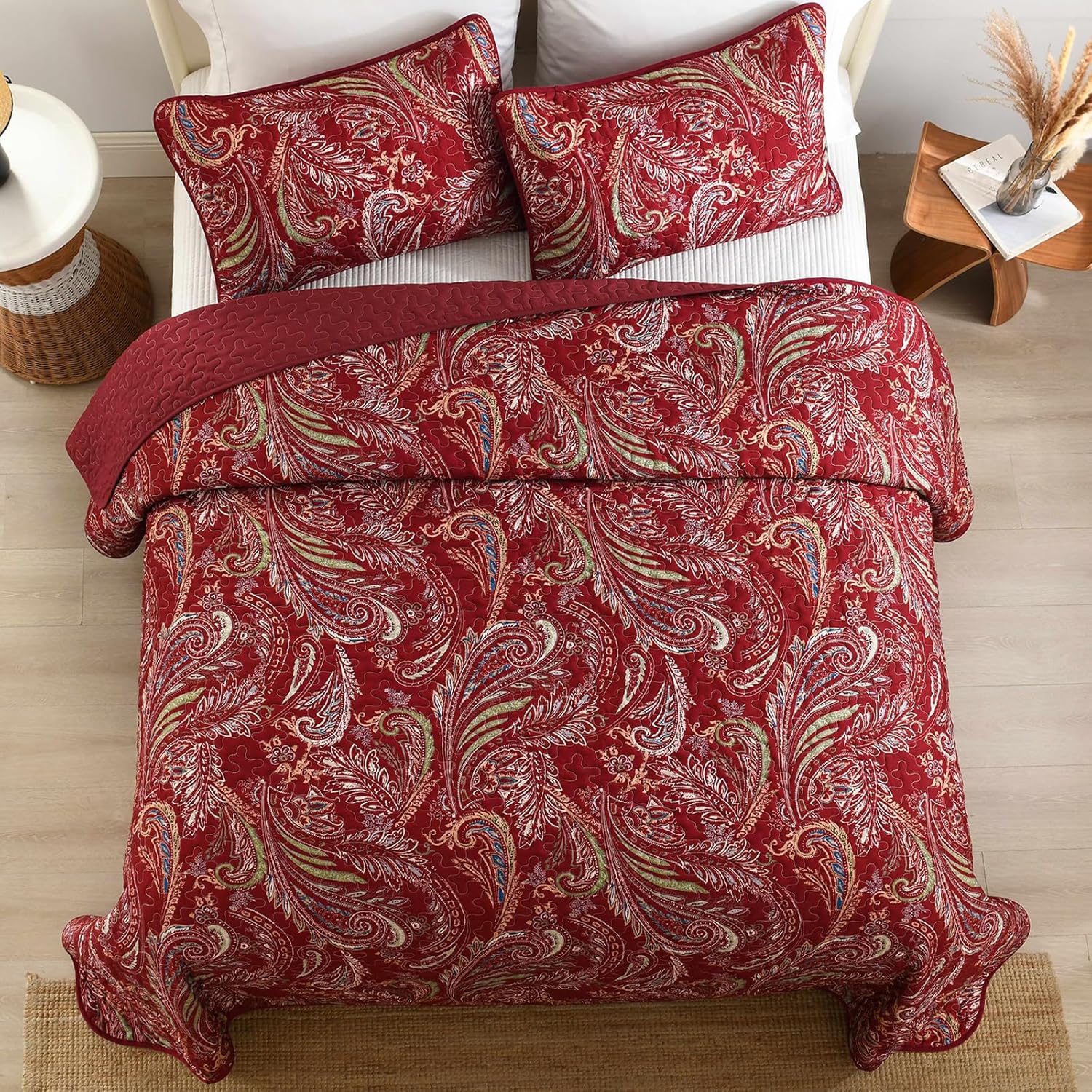 WONGS BEDDING Boho Quilt Set King 3 Piece Red Paisley
