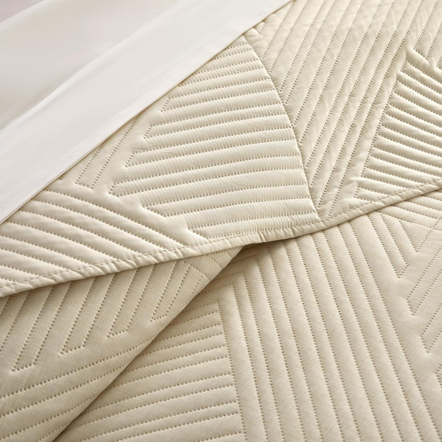 Chic Home Sianna 3 Piece Queen Quilt Set - Beige