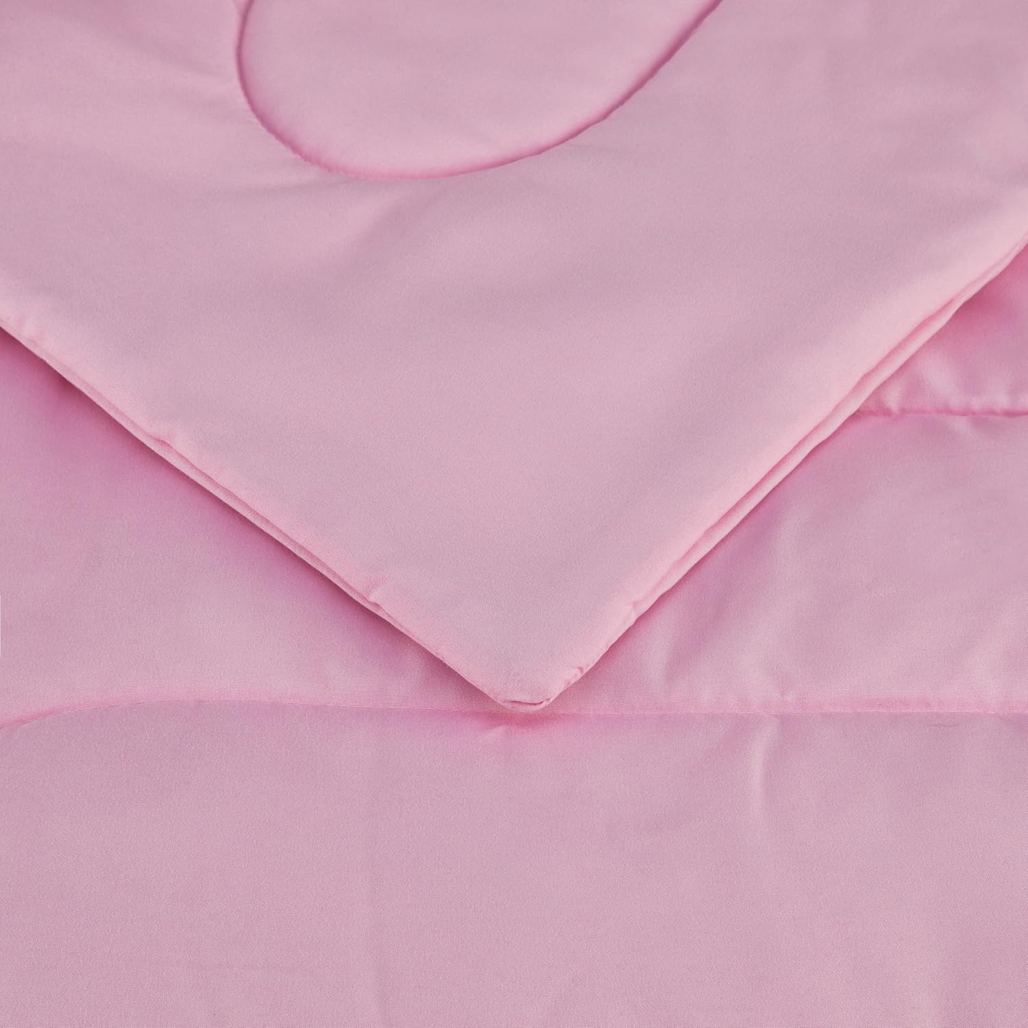 Amazon Basics 3-Piece Soft Microfiber Comforter Set Light Pink