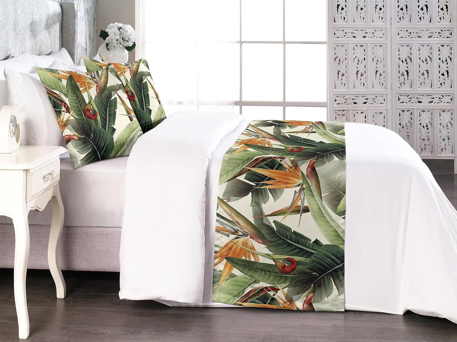 Ambesonne Exotic Bed Runner Set with Pillow Shams 1