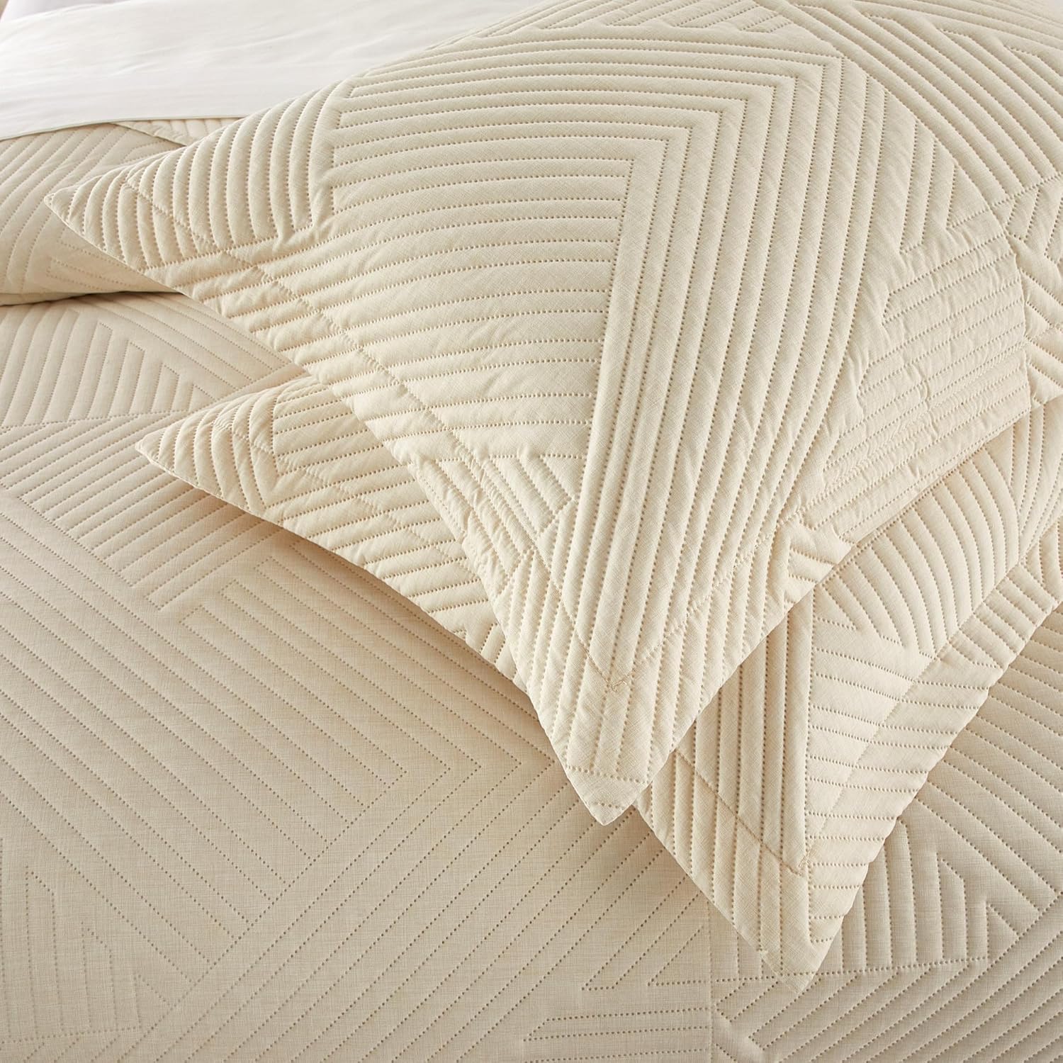 Chic Home Sianna 3 Piece Queen Quilt Set - Beige