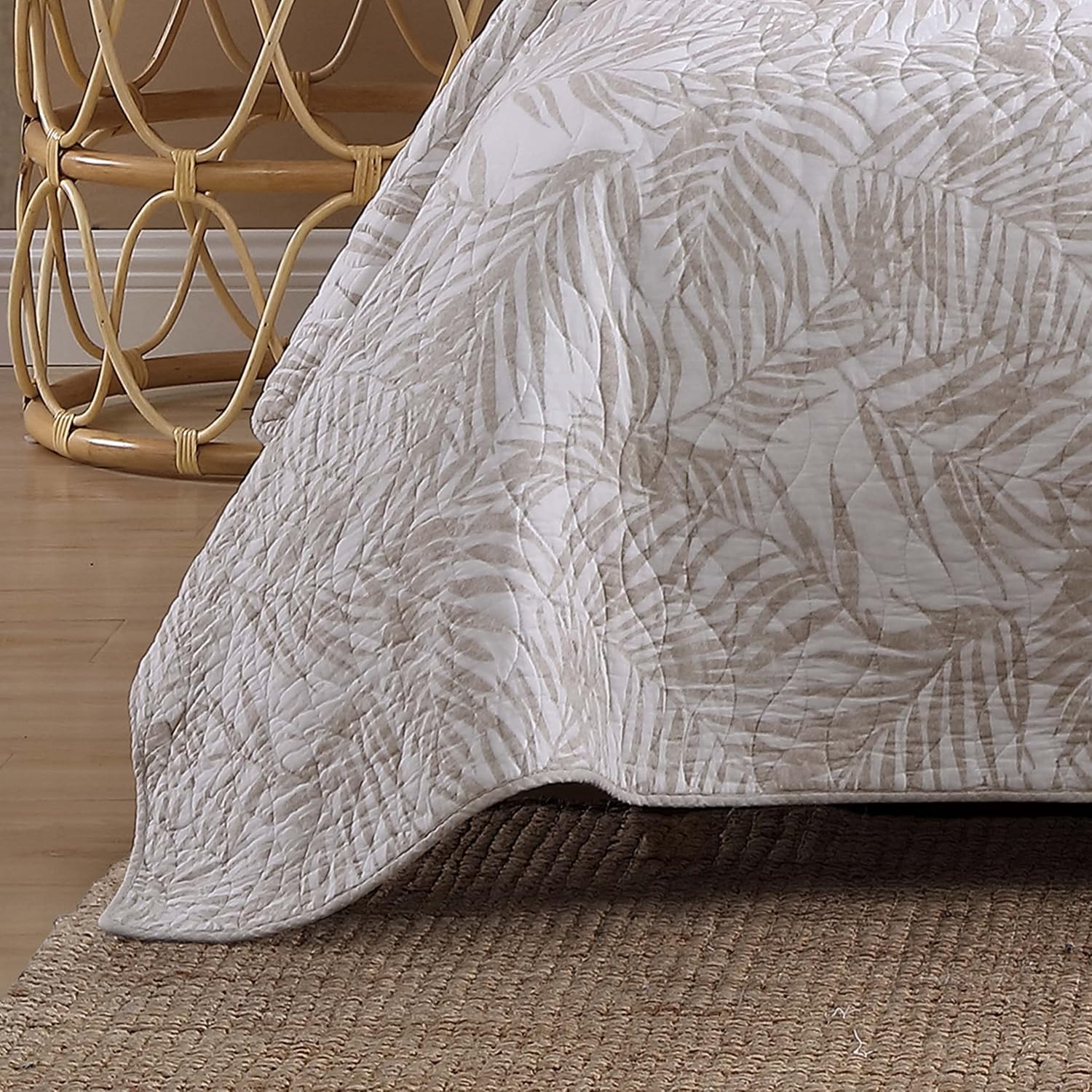Tommy Bahama Queen Quilt Set with Shams - Palmday Beige