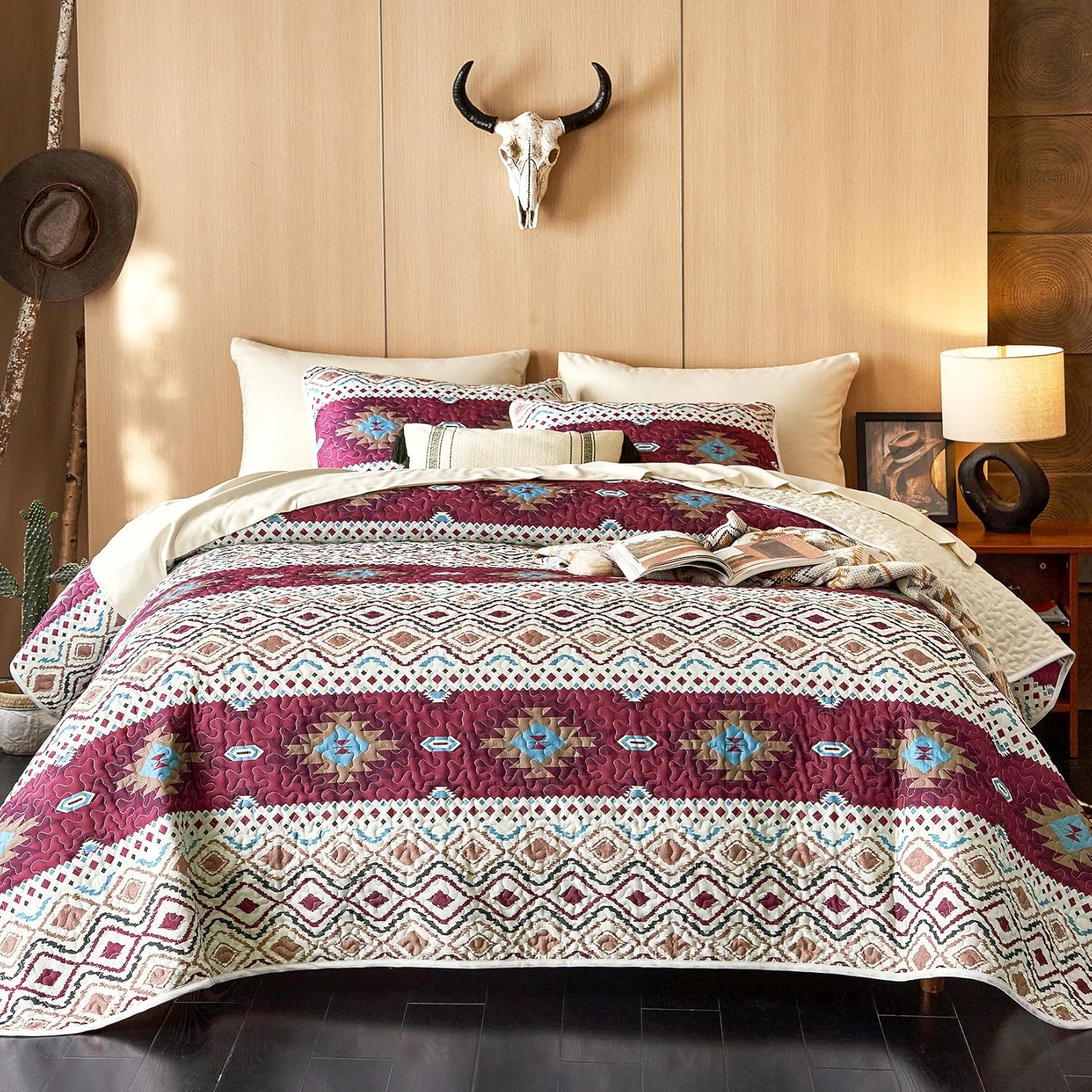 Wake In Cloud Western Quilt Set QueenFull 3 Pieces Beige Burgundy