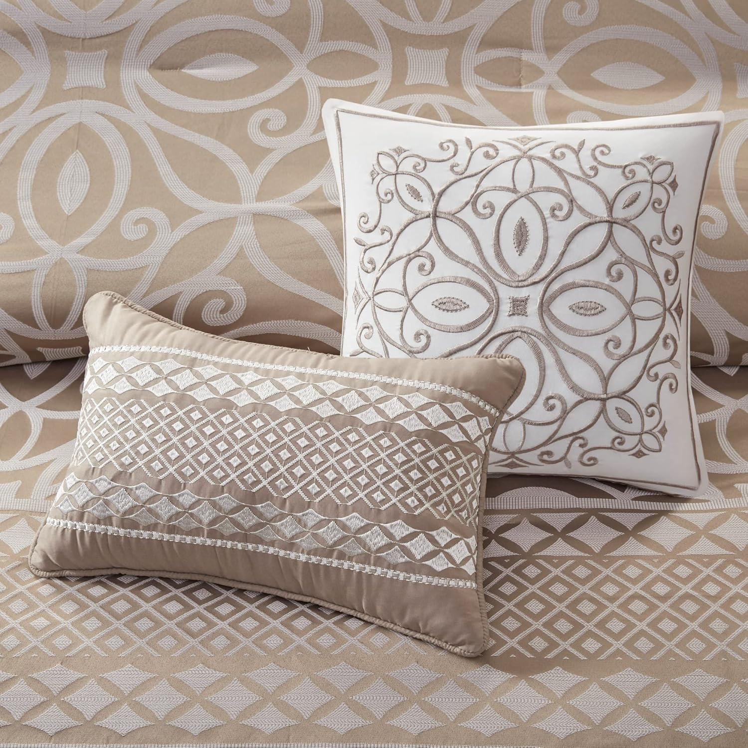 Madison Park Carina 7 Piece Comforter Set