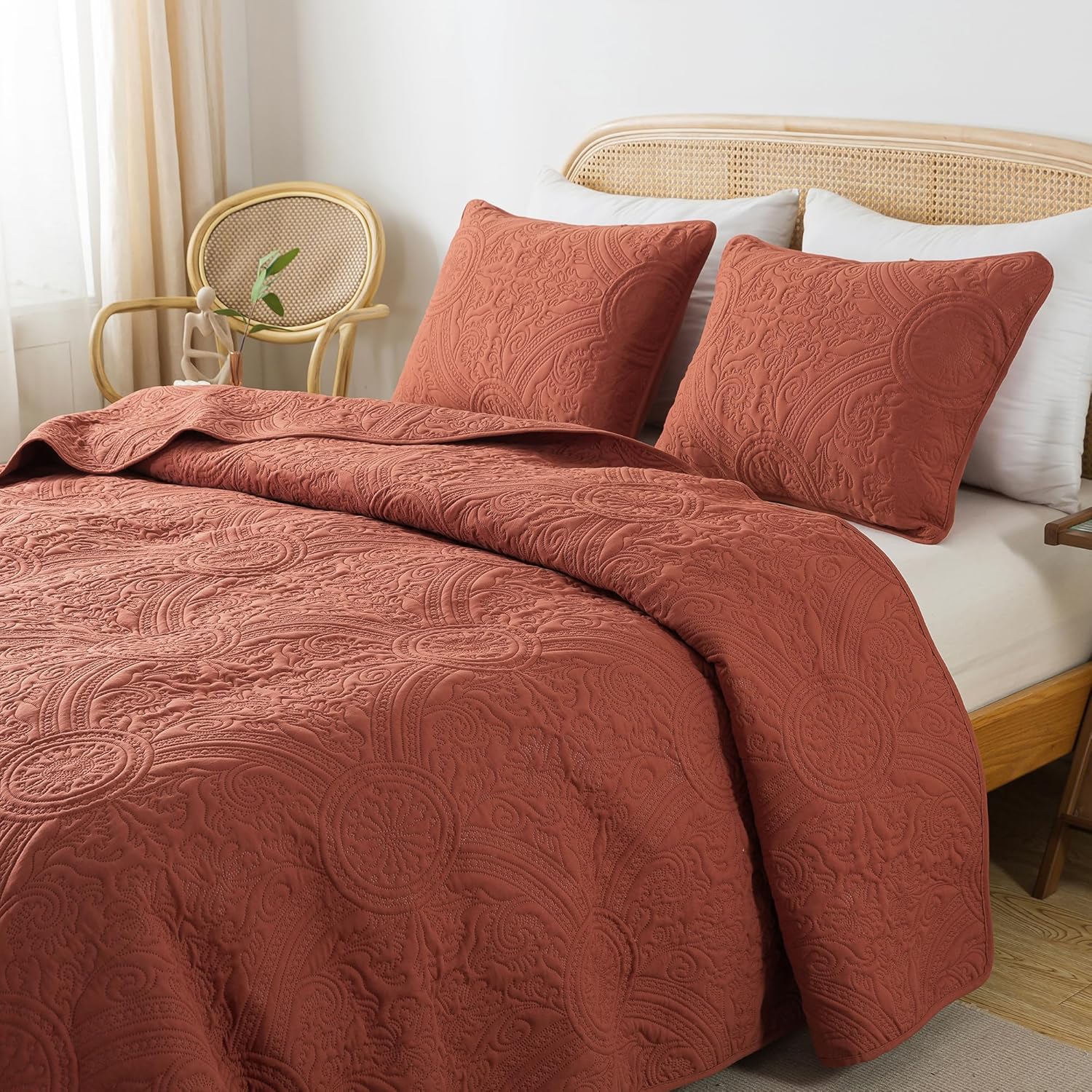 ROARINGWILD Boho Burnt Orange Quilt Set with Pillow Shams