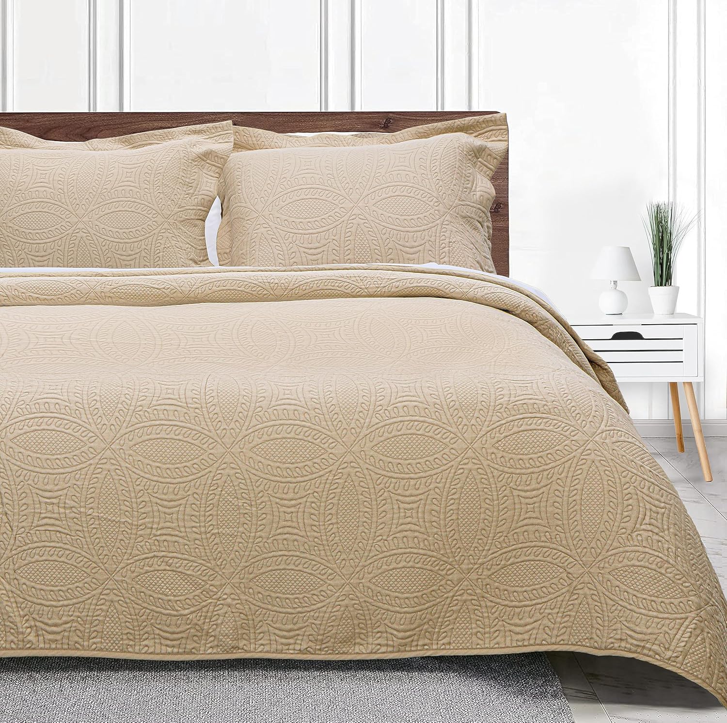 Threadmill Quilt Set King Size 3-Piece Beige Reversible