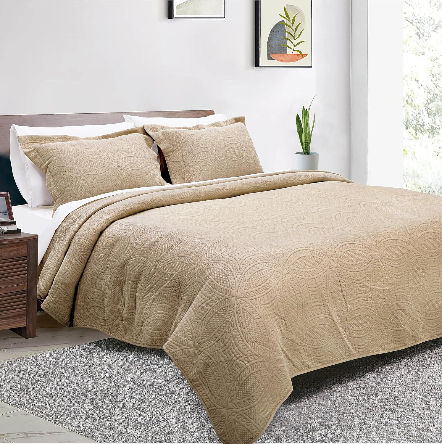 Threadmill Quilt Set King Size 3-Piece Beige Reversible